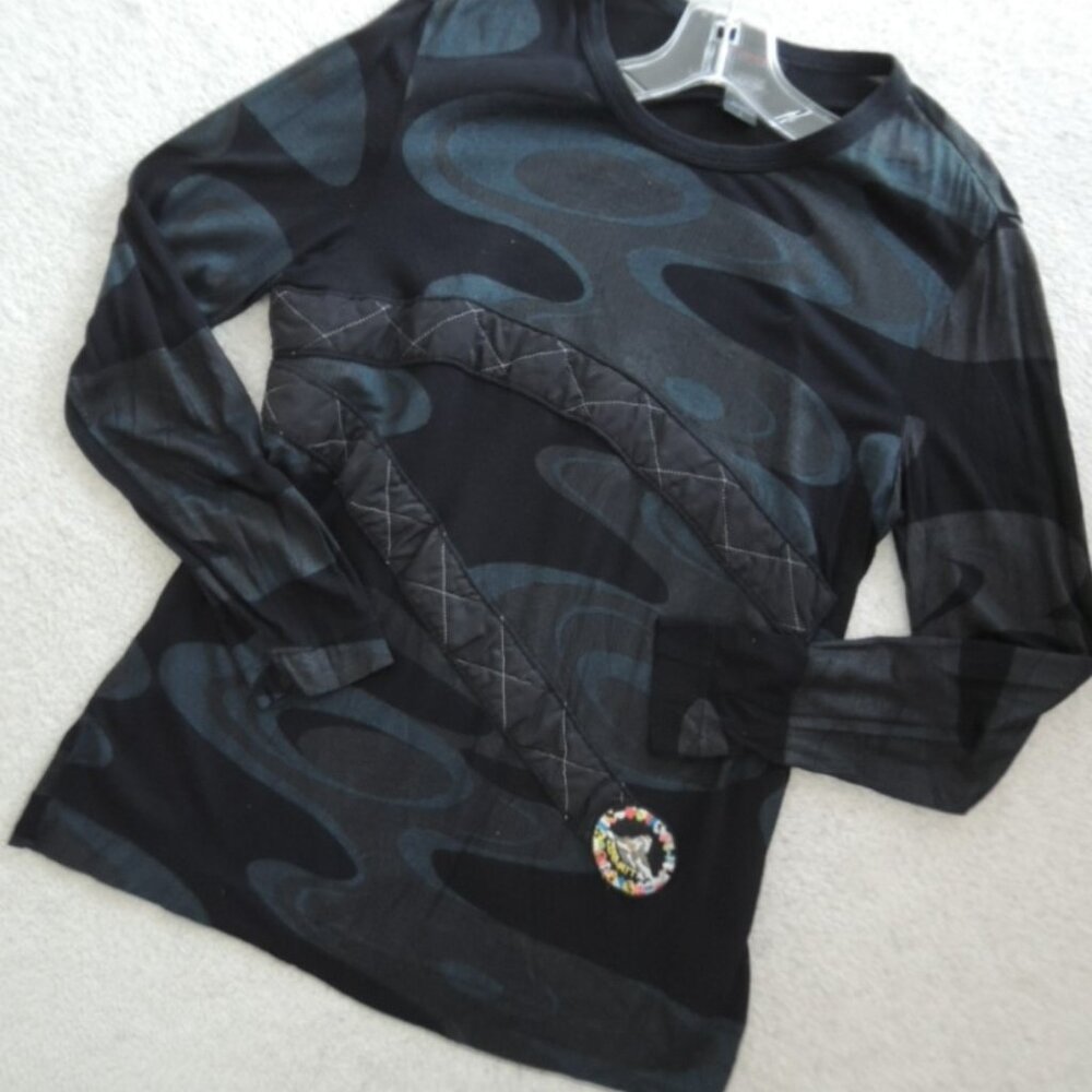 CUSTO BARCELONA Ladies Top Size S Artsy Geometric Design + Embellishments NWOT